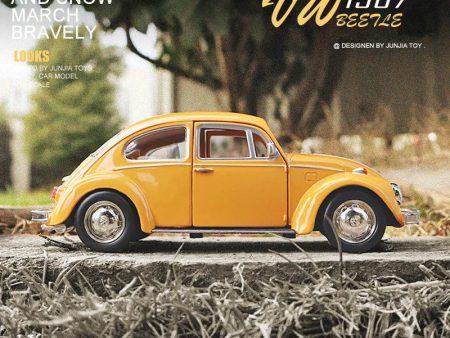 1:36 Mini Car 1967 VOLKSWAGEN Beetle Classic Alloy Car Model Diecasts Metal Toy Car Model Simulation Miniature Scale F346 Sale