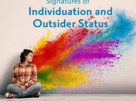 Signatures of Individuation and Outsider Status Discount