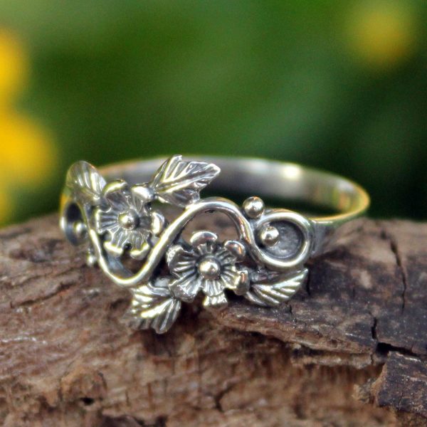 Sterling Silver Flower and Leaf Band Ring Online now